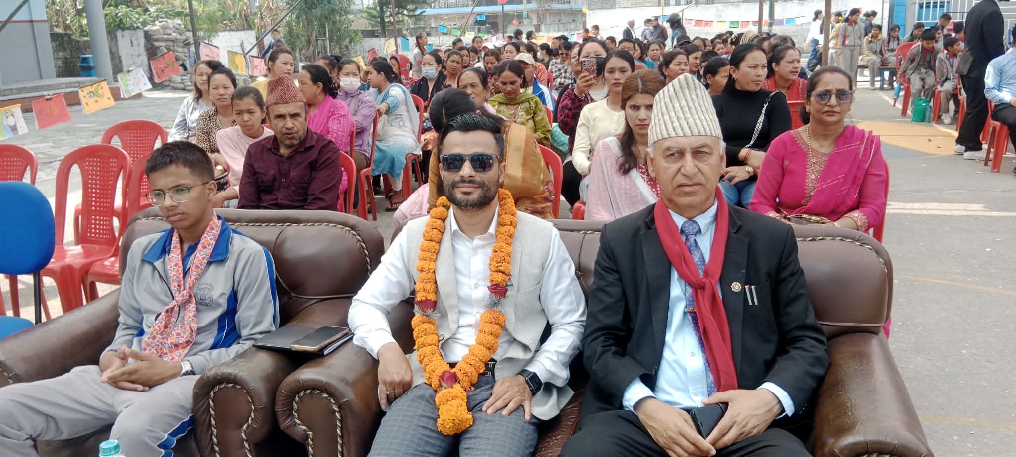 हिल प्वाइन्टका विद्यार्थीले सिर्जना गरे साहित्यिक रचना